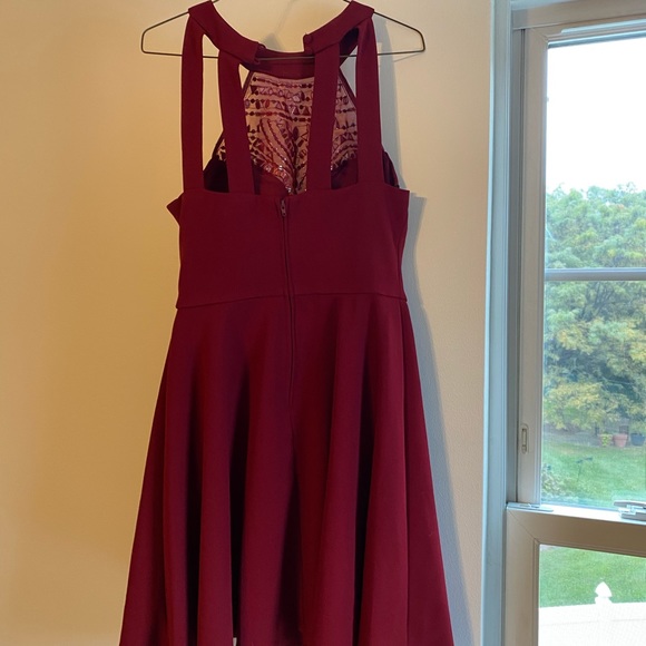 Dress - Picture 2 of 2